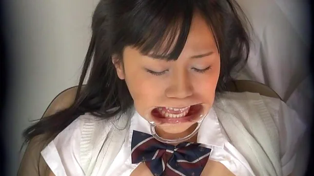 Juicy Japanese AV model is screwed by a horny dentist 4