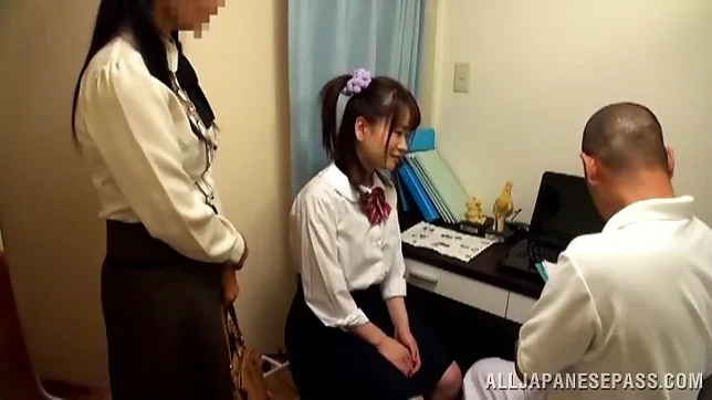 Massage session with a nice teen babe 6