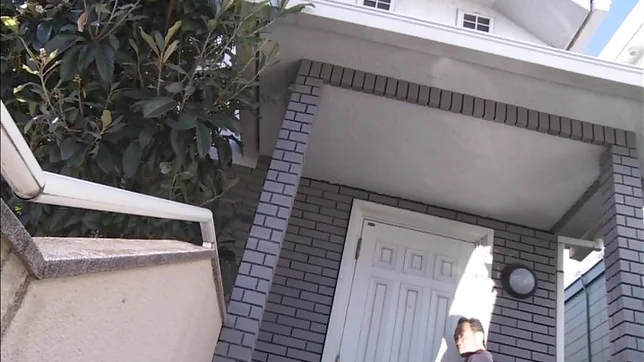 Pretty amateur girl Miku Synohara gets her trimmed pussy banged 2