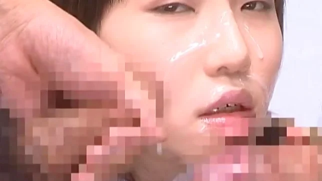 Reika Midoh Hot Japanese babe stirs up some hot sex action