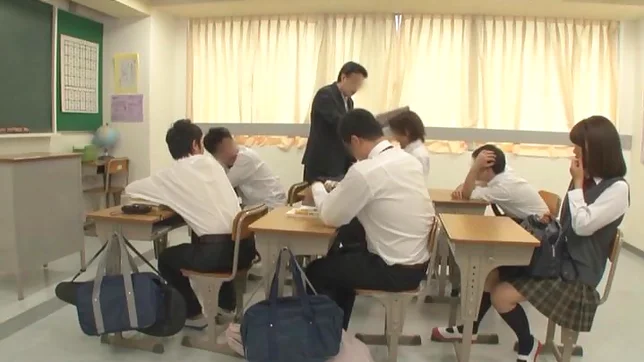 Mina Yurina enjoys getting nailed awesomely 3