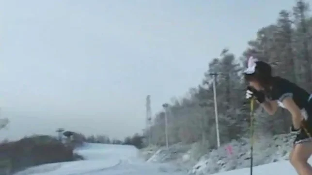 Rin Kawamoto Asian doll is skiing nude 2