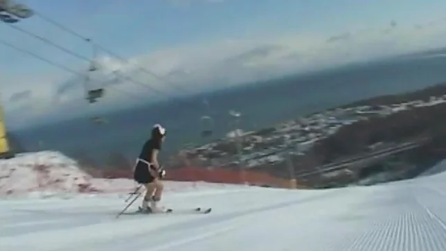 Rin Kawamoto Asian doll is skiing nude 2