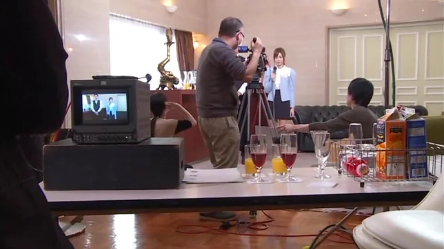 Horny Japanese milf Rina Rukawa enjoys perfect banging action 2