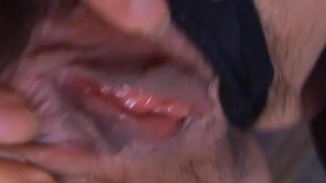 Ran Monbu Japanese model gives sensual blow job in a threesome 2