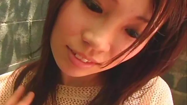 Noa Kirishima Asian model enjoys the outdoors 2