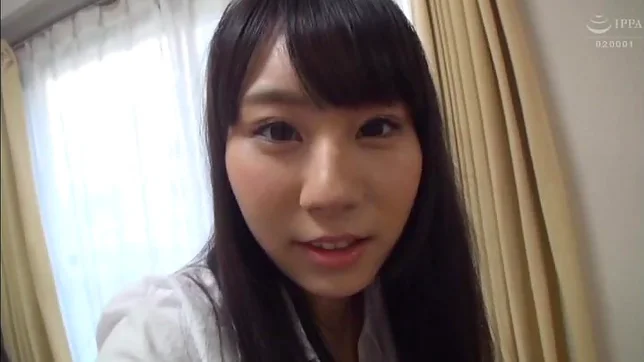 Amateur babe is giving amazing blowjobs 3