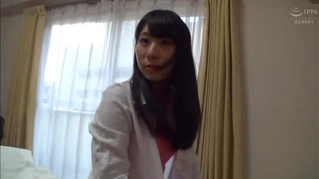 Amateur babe is giving amazing blowjobs 3