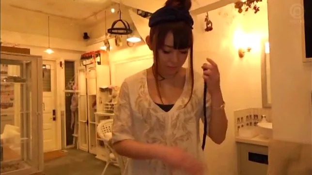 Sexy teen gets a warm caress in a sexy laced lingerie 5