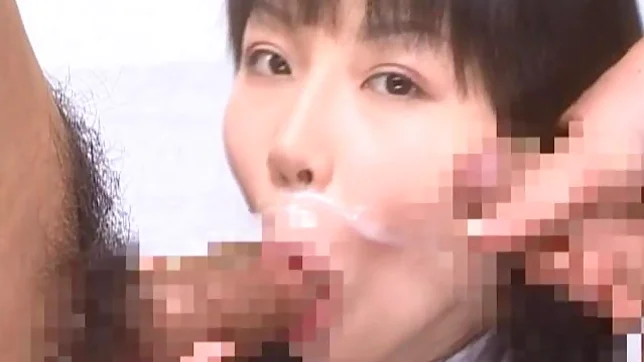 Reika Midoh Hot Japanese babe stirs up some hot sex action 2