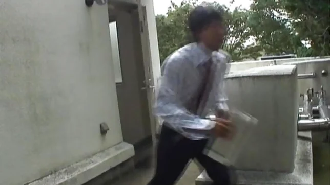 Kana Shimada Japanese model sucks dick outside 3