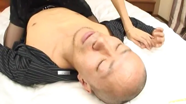 Aya Sakuraba is really getting happy letting her juicy pussy get licked 4