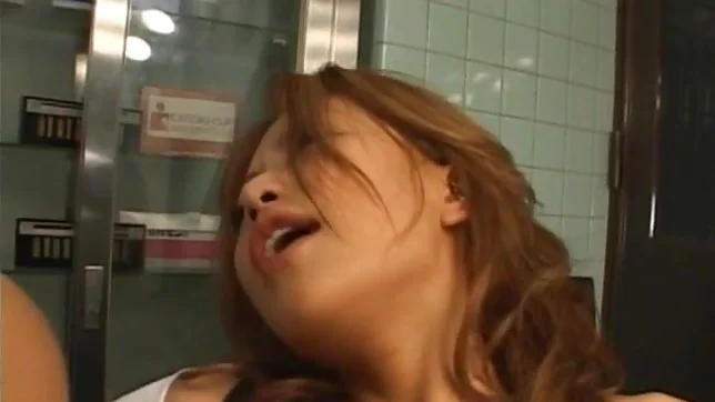 Akane Hotaru Asian model gets juicy pussy licked 4