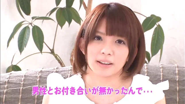 Sexy Ui Nai showcases her wonderful body 2