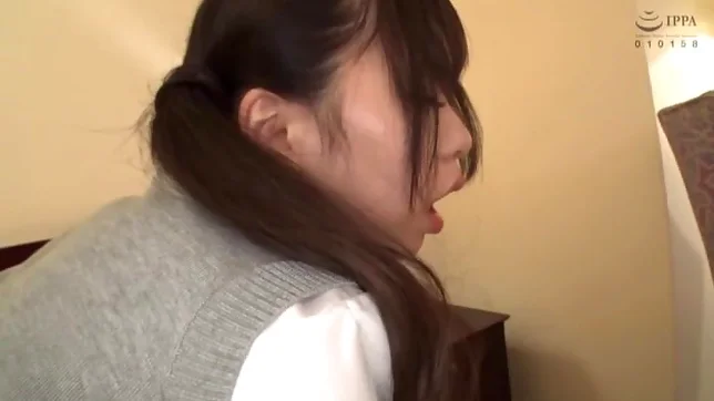 Japanese teen likes to have casual sex 5