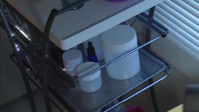 Mirei Nakagawa strokes as she kiss her dude 3