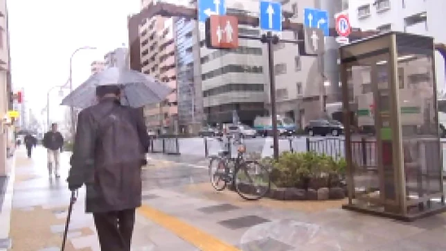 Enjoys a throbbing lesbo action idnoors